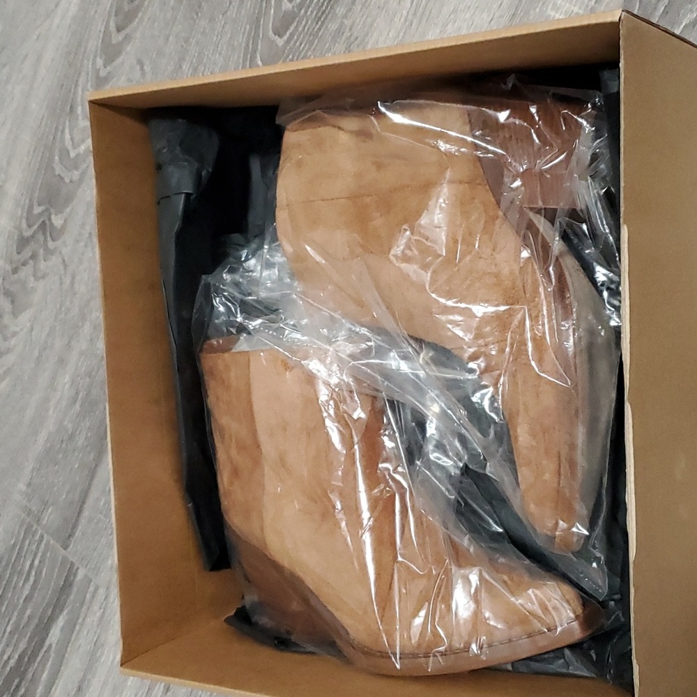Boots( acne studio)